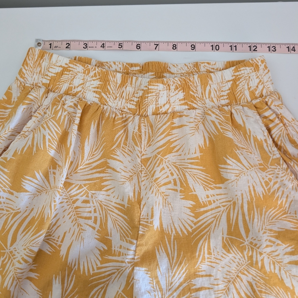 Panama Jack Wide Legged Cropped Linen/Rayon Pants - Picture 7 of 10